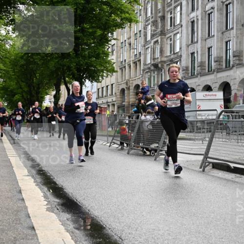 14.06.2026 - REWE Women's Run J. Mangold http://msf.ph/oto/9753491 14.06.2026 10:10:44 Ziel 10140, 10499, 10514 meine-sportfotos.de