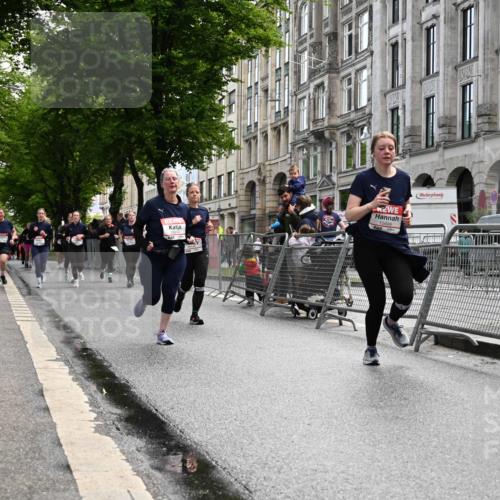 14.06.2026 - REWE Women's Run J. Mangold http://msf.ph/oto/9753493 14.06.2026 10:10:44 Ziel 10140, 10499, 10514 meine-sportfotos.de