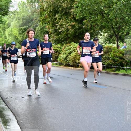 14.06.2026 - REWE Women's Run Dr. Thomas Lammeyer http://msf.ph/oto/9753494 14.06.2026 09:16:36 Laufen 10230, 11526, 0422 meine-sportfotos.de