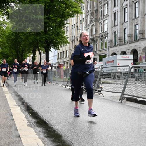 14.06.2026 - REWE Women's Run J. Mangold http://msf.ph/oto/9753506 14.06.2026 10:10:46 Ziel 10140, 10499, 10514, 10821, 10834, 10985, 11124 meine-sportfotos.de