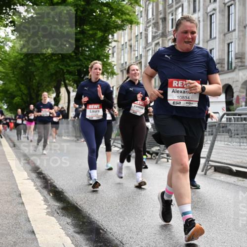14.06.2026 - REWE Women's Run J. Mangold http://msf.ph/oto/9753531 14.06.2026 10:10:51 Ziel 10111, 10140, 10429, 10468, 10821, 10834, 10985, 11124, 11328, 11450, 11451 meine-sportfotos.de