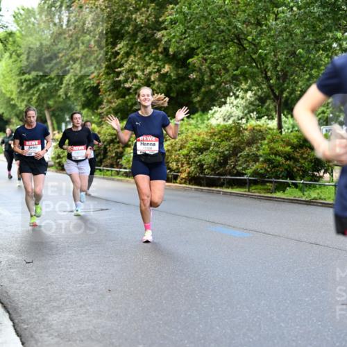14.06.2026 - REWE Women's Run Dr. Thomas Lammeyer http://msf.ph/oto/9753549 14.06.2026 09:16:40 Laufen 11326 meine-sportfotos.de