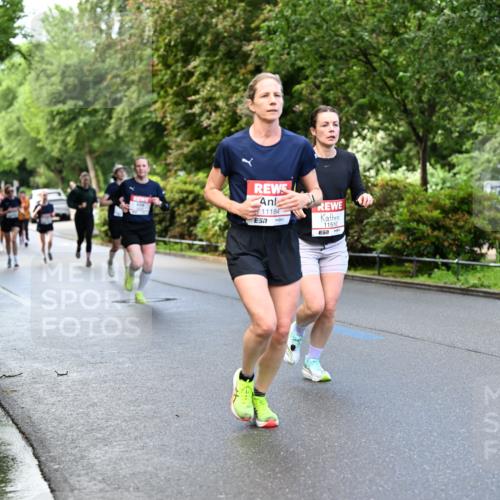 14.06.2026 - REWE Women's Run Dr. Thomas Lammeyer http://msf.ph/oto/9753587 14.06.2026 09:16:42 Laufen 11184, 7, 11510, 7 meine-sportfotos.de