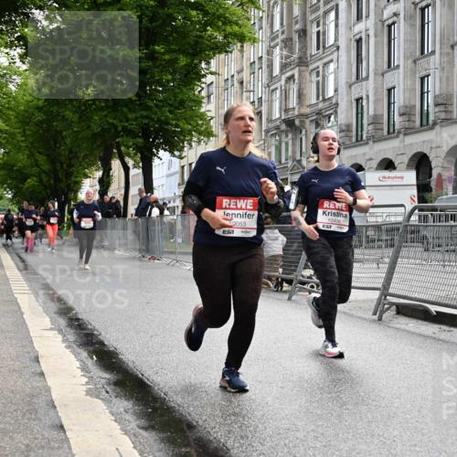 14.06.2026 - REWE Women's Run J. Mangold http://msf.ph/oto/9753596 14.06.2026 10:10:58 Ziel 10053, 10111, 10406, 10429, 10468, 11217, 11500 meine-sportfotos.de