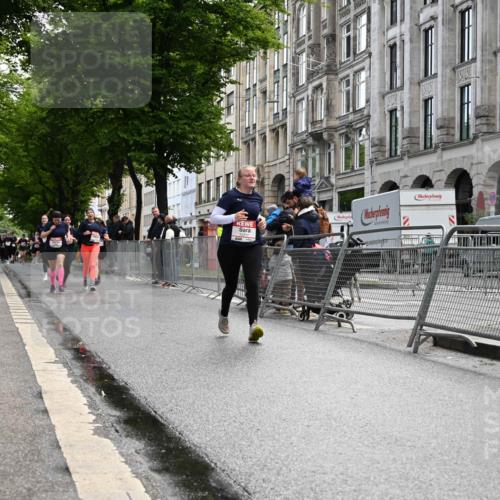 14.06.2026 - REWE Women's Run J. Mangold http://msf.ph/oto/9753612 14.06.2026 10:11:02 Ziel 10053, 10406, 10690, 10955, 11217, 11355, 11500 meine-sportfotos.de
