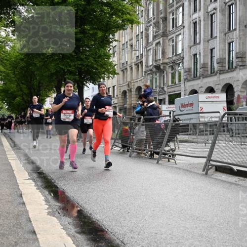 14.06.2026 - REWE Women's Run J. Mangold http://msf.ph/oto/9753619 14.06.2026 10:11:05 Ziel 10258, 10606, 10690, 10955, 11217, 11355 meine-sportfotos.de