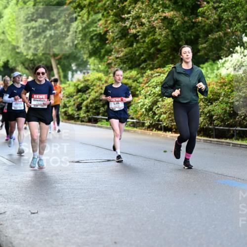 14.06.2026 - REWE Women's Run Dr. Thomas Lammeyer http://msf.ph/oto/9753650 14.06.2026 09:16:46 Laufen 10693, 10278 meine-sportfotos.de