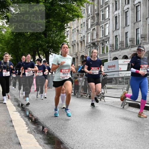 14.06.2026 - REWE Women's Run J. Mangold http://msf.ph/oto/9753680 14.06.2026 10:11:18 Ziel 10001, 10002, 10003, 10004, 10005, 10137, 10180, 10240, 10254, 10734, 11017, 11260, 11488, 11495 meine-sportfotos.de