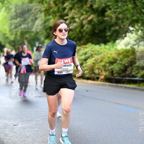 14.06.2026 - REWE Women's Run Dr. Thomas Lammeyer http://msf.ph/oto/9753697 14.06.2026 09:16:49 Laufen 10693, 7 meine-sportfotos.de
