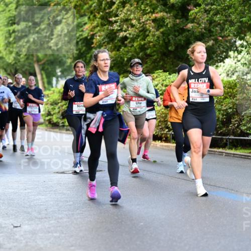 14.06.2026 - REWE Women's Run Dr. Thomas Lammeyer http://msf.ph/oto/9753722 14.06.2026 09:16:51 Laufen 11135, 10363, 10806 meine-sportfotos.de
