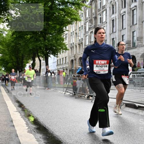 14.06.2026 - REWE Women's Run J. Mangold http://msf.ph/oto/9753741 14.06.2026 10:11:25 Ziel 10001, 10002, 10003, 10004, 10005, 10130, 10137, 10247, 10254, 10981, 11017, 11495 meine-sportfotos.de