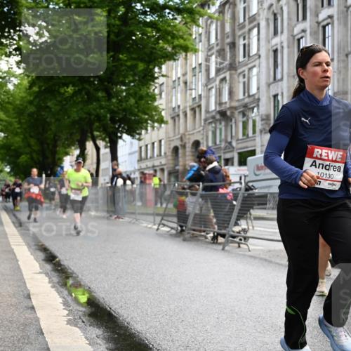 14.06.2026 - REWE Women's Run J. Mangold http://msf.ph/oto/9753743 14.06.2026 10:11:25 Ziel 10001, 10002, 10003, 10004, 10005, 10130, 10137, 10247, 10254, 10981, 11017, 11495 meine-sportfotos.de