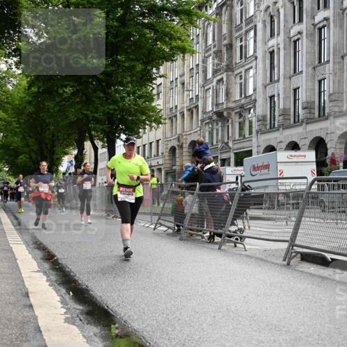14.06.2026 - REWE Women's Run J. Mangold http://msf.ph/oto/9753745 14.06.2026 10:11:27 Ziel 10130, 10137, 10247, 10325, 10981, 11223, 11495 meine-sportfotos.de