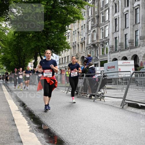 14.06.2026 - REWE Women's Run J. Mangold http://msf.ph/oto/9753766 14.06.2026 10:11:31 Ziel 10086, 10247, 10325, 10804, 11223, 11494 meine-sportfotos.de