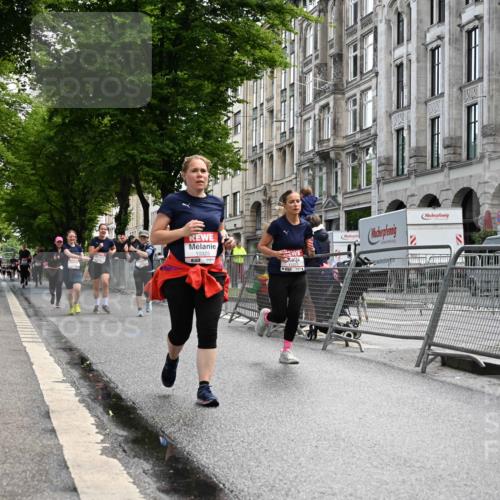 14.06.2026 - REWE Women's Run J. Mangold http://msf.ph/oto/9753771 14.06.2026 10:11:31 Ziel 10086, 10247, 10325, 10804, 11223, 11494 meine-sportfotos.de