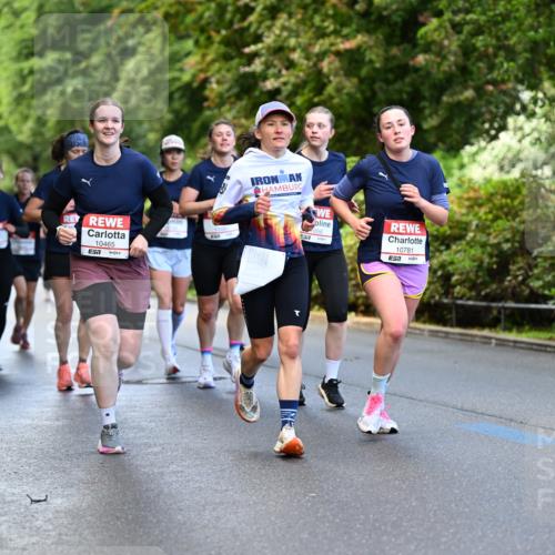 14.06.2026 - REWE Women's Run Dr. Thomas Lammeyer http://msf.ph/oto/9753785 14.06.2026 09:16:55 Laufen 10465, 57, 10781, 7, 11273, 657 meine-sportfotos.de