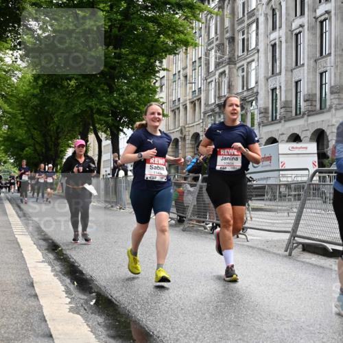 14.06.2026 - REWE Women's Run J. Mangold http://msf.ph/oto/9753812 14.06.2026 10:11:36 Ziel 10086, 10325, 10804, 10975, 11223, 11494 meine-sportfotos.de
