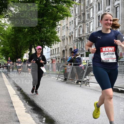 14.06.2026 - REWE Women's Run J. Mangold http://msf.ph/oto/9753822 14.06.2026 10:11:37 Ziel 10086, 10769, 10770, 10804, 10975, 11223, 11494 meine-sportfotos.de