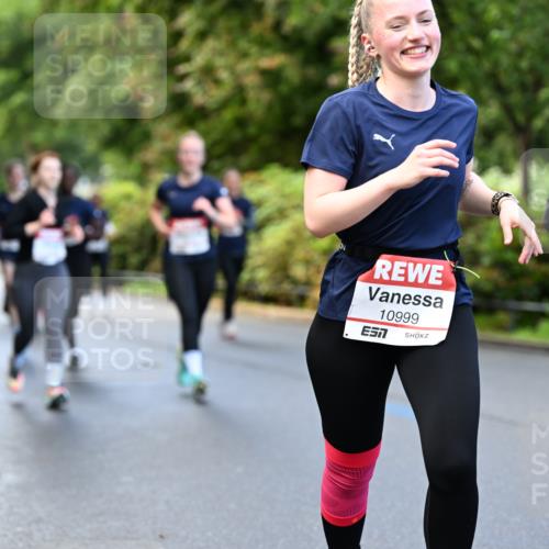 14.06.2026 - REWE Women's Run Dr. Thomas Lammeyer http://msf.ph/oto/9753857 14.06.2026 09:17:01 Laufen 10999 meine-sportfotos.de