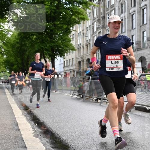 14.06.2026 - REWE Women's Run J. Mangold http://msf.ph/oto/9753860 14.06.2026 10:11:43 Ziel 10036, 10298, 10620, 10769, 10770, 10975, 11019, 11317 meine-sportfotos.de