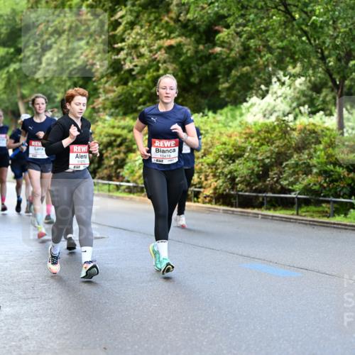 14.06.2026 - REWE Women's Run Dr. Thomas Lammeyer http://msf.ph/oto/9753866 14.06.2026 09:17:01 Laufen 11270, 51, 10478 meine-sportfotos.de