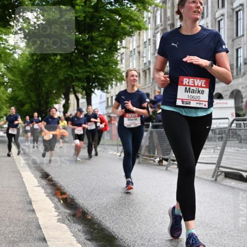 14.06.2026 - REWE Women's Run J. Mangold http://msf.ph/oto/9753882 14.06.2026 10:11:46 Ziel 10036, 10298, 10357, 10620, 10769, 10770, 10913, 11019, 11317 meine-sportfotos.de