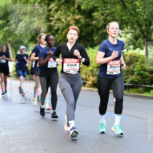 14.06.2026 - REWE Women's Run Dr. Thomas Lammeyer http://msf.ph/oto/9753883 14.06.2026 09:17:02 Laufen 1012, 11270, 7, 10478, 7 meine-sportfotos.de