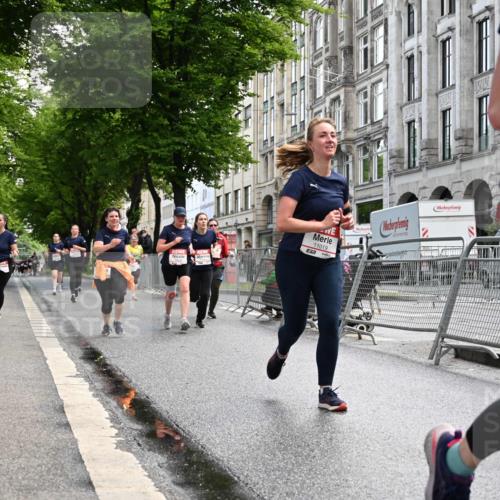 14.06.2026 - REWE Women's Run J. Mangold http://msf.ph/oto/9753886 14.06.2026 10:11:46 Ziel 10036, 10298, 10357, 10620, 10769, 10770, 10913, 11019, 11317 meine-sportfotos.de