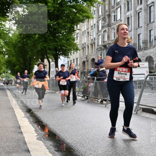 14.06.2026 - REWE Women's Run J. Mangold http://msf.ph/oto/9753891 14.06.2026 10:11:47 Ziel 10036, 10298, 10357, 10620, 10769, 10770, 10913, 11019, 11317, 11349 meine-sportfotos.de