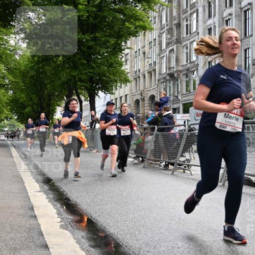 14.06.2026 - REWE Women's Run J. Mangold http://msf.ph/oto/9753893 14.06.2026 10:11:47 Ziel 10036, 10298, 10357, 10620, 10769, 10770, 10913, 11019, 11317, 11349 meine-sportfotos.de