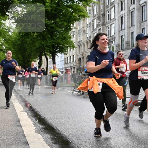 14.06.2026 - REWE Women's Run J. Mangold http://msf.ph/oto/9753919 14.06.2026 10:11:49 Ziel 10036, 10298, 10357, 10620, 10913, 11019, 11317, 11349, 11358 meine-sportfotos.de