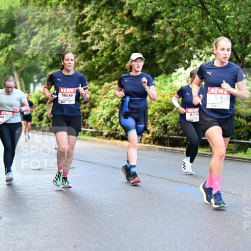 14.06.2026 - REWE Women's Run Dr. Thomas Lammeyer http://msf.ph/oto/9753924 14.06.2026 09:17:05 Laufen 10107, 11228 meine-sportfotos.de