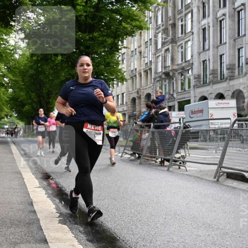 14.06.2026 - REWE Women's Run J. Mangold http://msf.ph/oto/9753929 14.06.2026 10:11:50 Ziel 10036, 10298, 10357, 10620, 10795, 10913, 11019, 11142, 11317, 11349, 11358 meine-sportfotos.de