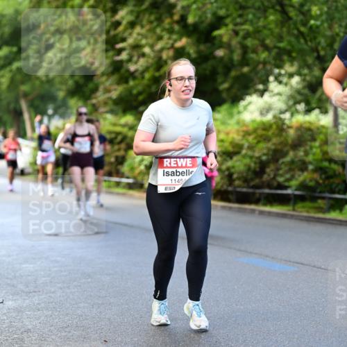 14.06.2026 - REWE Women's Run Dr. Thomas Lammeyer http://msf.ph/oto/9753954 14.06.2026 09:17:07 Laufen 1145, 10107, 57 meine-sportfotos.de