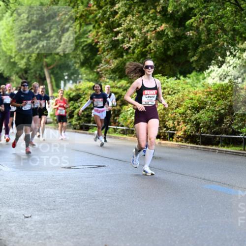 14.06.2026 - REWE Women's Run Dr. Thomas Lammeyer http://msf.ph/oto/9753978 14.06.2026 09:17:09 Laufen 10390, 10686, 57 meine-sportfotos.de
