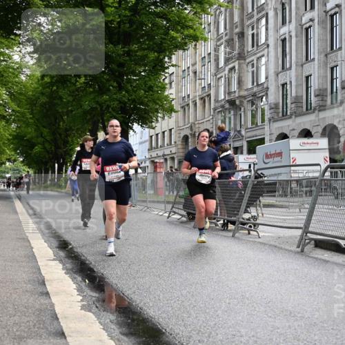 14.06.2026 - REWE Women's Run J. Mangold http://msf.ph/oto/9753981 14.06.2026 10:11:54 Ziel 10357, 10710, 10795, 10913, 11012, 11142, 11349, 11358 meine-sportfotos.de