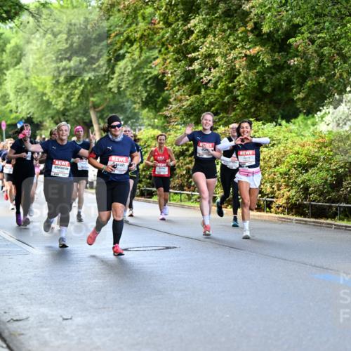14.06.2026 - REWE Women's Run Dr. Thomas Lammeyer http://msf.ph/oto/9754005 14.06.2026 09:17:11 Laufen 10434 meine-sportfotos.de