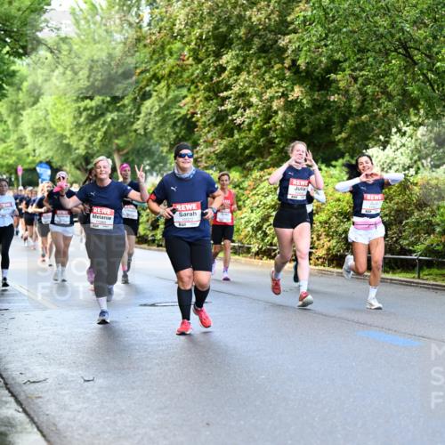 14.06.2026 - REWE Women's Run Dr. Thomas Lammeyer http://msf.ph/oto/9754020 14.06.2026 09:17:12 Laufen 11283, 10372, 51 meine-sportfotos.de