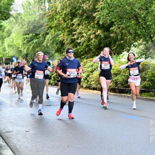14.06.2026 - REWE Women's Run Dr. Thomas Lammeyer http://msf.ph/oto/9754022 14.06.2026 09:17:12 Laufen 0372, 11283 meine-sportfotos.de