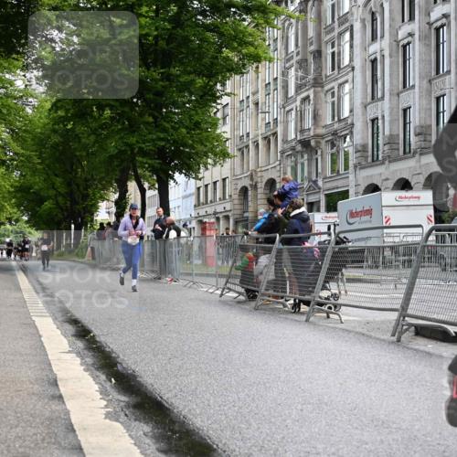 14.06.2026 - REWE Women's Run J. Mangold http://msf.ph/oto/9754034 14.06.2026 10:11:58 Ziel 10710, 10795, 11012, 11109, 11142, 11358 meine-sportfotos.de