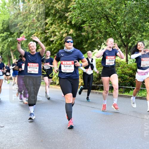 14.06.2026 - REWE Women's Run Dr. Thomas Lammeyer http://msf.ph/oto/9754035 14.06.2026 09:17:13 Laufen 11283, 10372, 10434, 7, 11502 meine-sportfotos.de