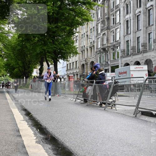 14.06.2026 - REWE Women's Run J. Mangold http://msf.ph/oto/9754046 14.06.2026 10:11:59 Ziel 10710, 10795, 11012, 11109, 11142 meine-sportfotos.de