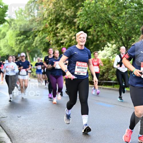 14.06.2026 - REWE Women's Run Dr. Thomas Lammeyer http://msf.ph/oto/9754047 14.06.2026 09:17:15 Laufen 11283, 57, 10372, 7, 10434 meine-sportfotos.de