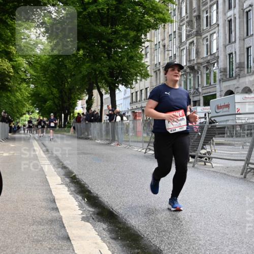 14.06.2026 - REWE Women's Run J. Mangold http://msf.ph/oto/9754062 14.06.2026 10:12:10 Ziel 10525 meine-sportfotos.de