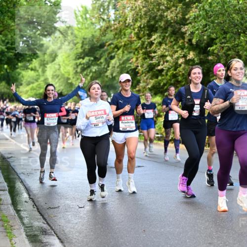 14.06.2026 - REWE Women's Run Dr. Thomas Lammeyer http://msf.ph/oto/9754063 14.06.2026 09:17:16 Laufen 10343, 57, 11167, 11315, 838, 10810, 10150, 7 meine-sportfotos.de