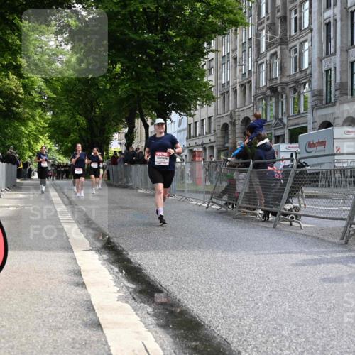 14.06.2026 - REWE Women's Run J. Mangold http://msf.ph/oto/9754065 14.06.2026 10:12:18 Ziel 10516 meine-sportfotos.de