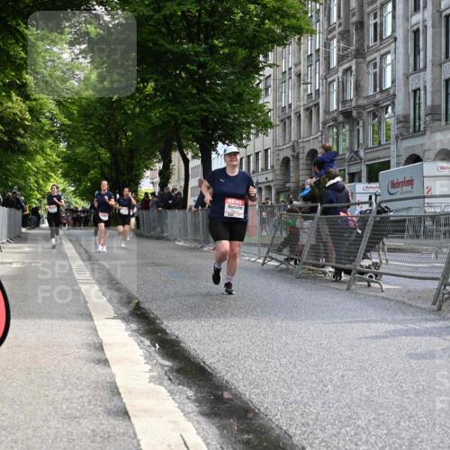 14.06.2026 - REWE Women's Run J. Mangold http://msf.ph/oto/9754070 14.06.2026 10:12:18 Ziel 10516 meine-sportfotos.de