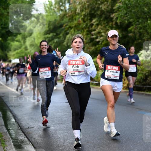 14.06.2026 - REWE Women's Run Dr. Thomas Lammeyer http://msf.ph/oto/9754078 14.06.2026 09:17:17 Laufen 10236, 857, 10343, 57, 11167, 7, 0838 meine-sportfotos.de