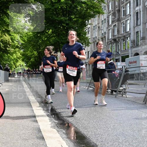 14.06.2026 - REWE Women's Run J. Mangold http://msf.ph/oto/9754096 14.06.2026 10:12:24 Ziel 10516, 10564, 10595, 10818, 10916, 11241, 11419 meine-sportfotos.de