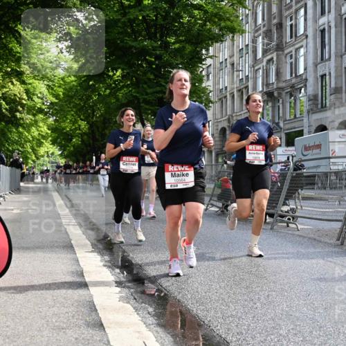 14.06.2026 - REWE Women's Run J. Mangold http://msf.ph/oto/9754099 14.06.2026 10:12:25 Ziel 10564, 10595, 10818, 10916, 11241, 11419 meine-sportfotos.de